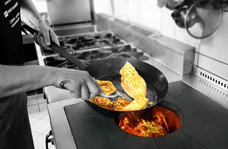 Cooking with the Pertinger kitchen stove